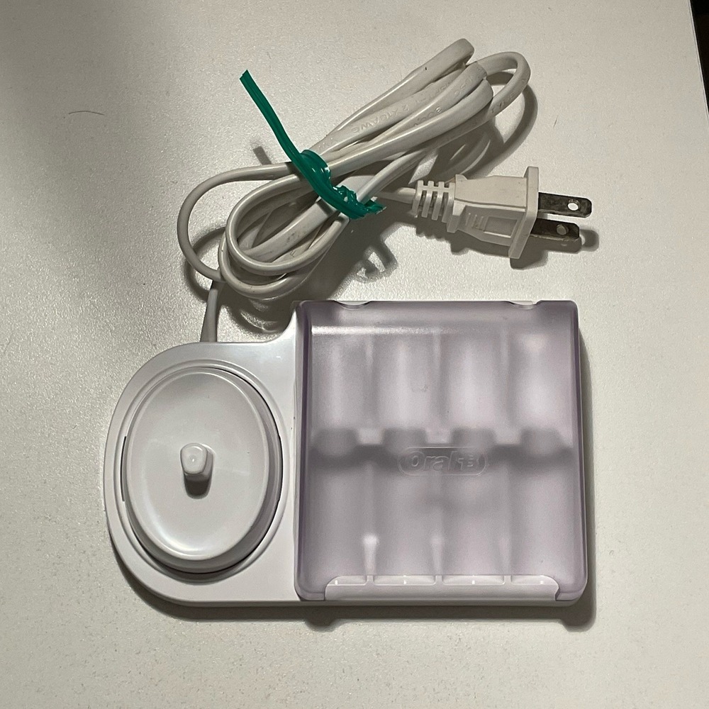 Braun Oral-B Electric Toothbrush Charger Base 3757 & 4-Brush Head Storage Holder